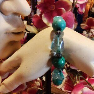Nice green stone rock elastic bracelet